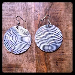 Shell earrings